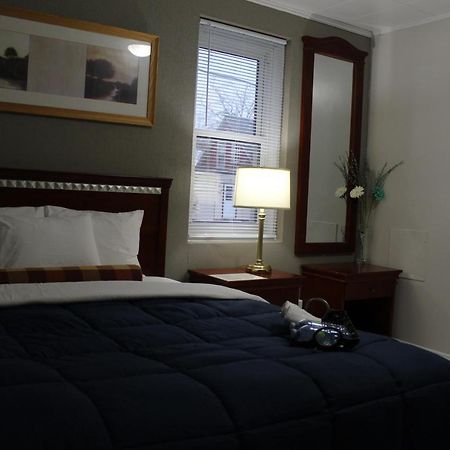 Sunrise Inn Пари Саунд Екстериор снимка