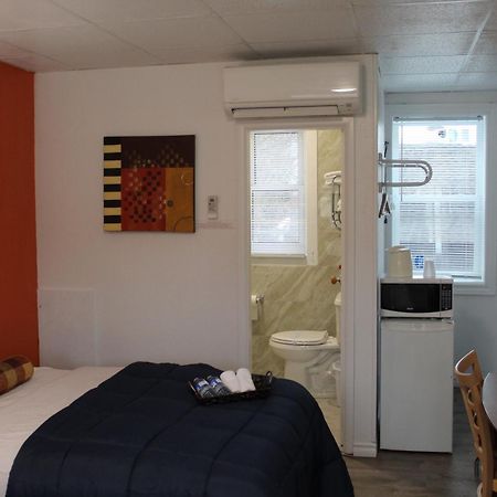 Sunrise Inn Пари Саунд Екстериор снимка
